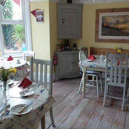 Hooray Henrys Bed and Breakfast Sheringham Εξωτερικό φωτογραφία
