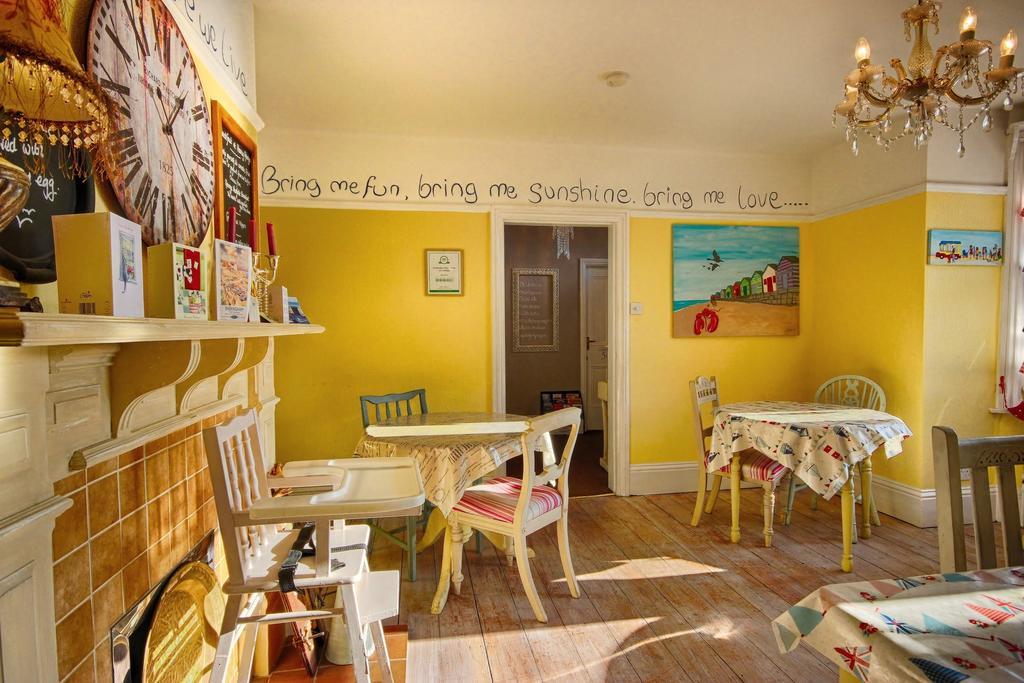 Hooray Henrys Bed and Breakfast Sheringham Εξωτερικό φωτογραφία