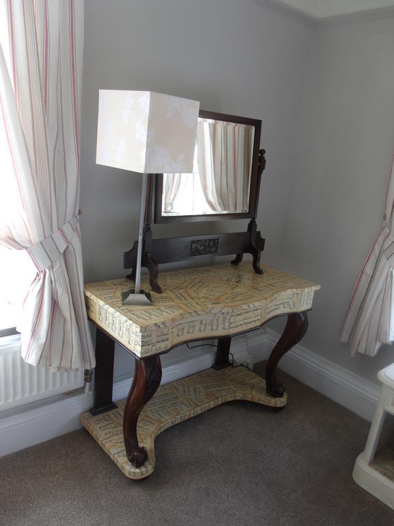Hooray Henrys Bed and Breakfast Sheringham Εξωτερικό φωτογραφία