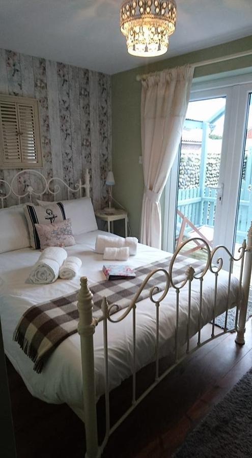 Hooray Henrys Bed and Breakfast Sheringham Εξωτερικό φωτογραφία